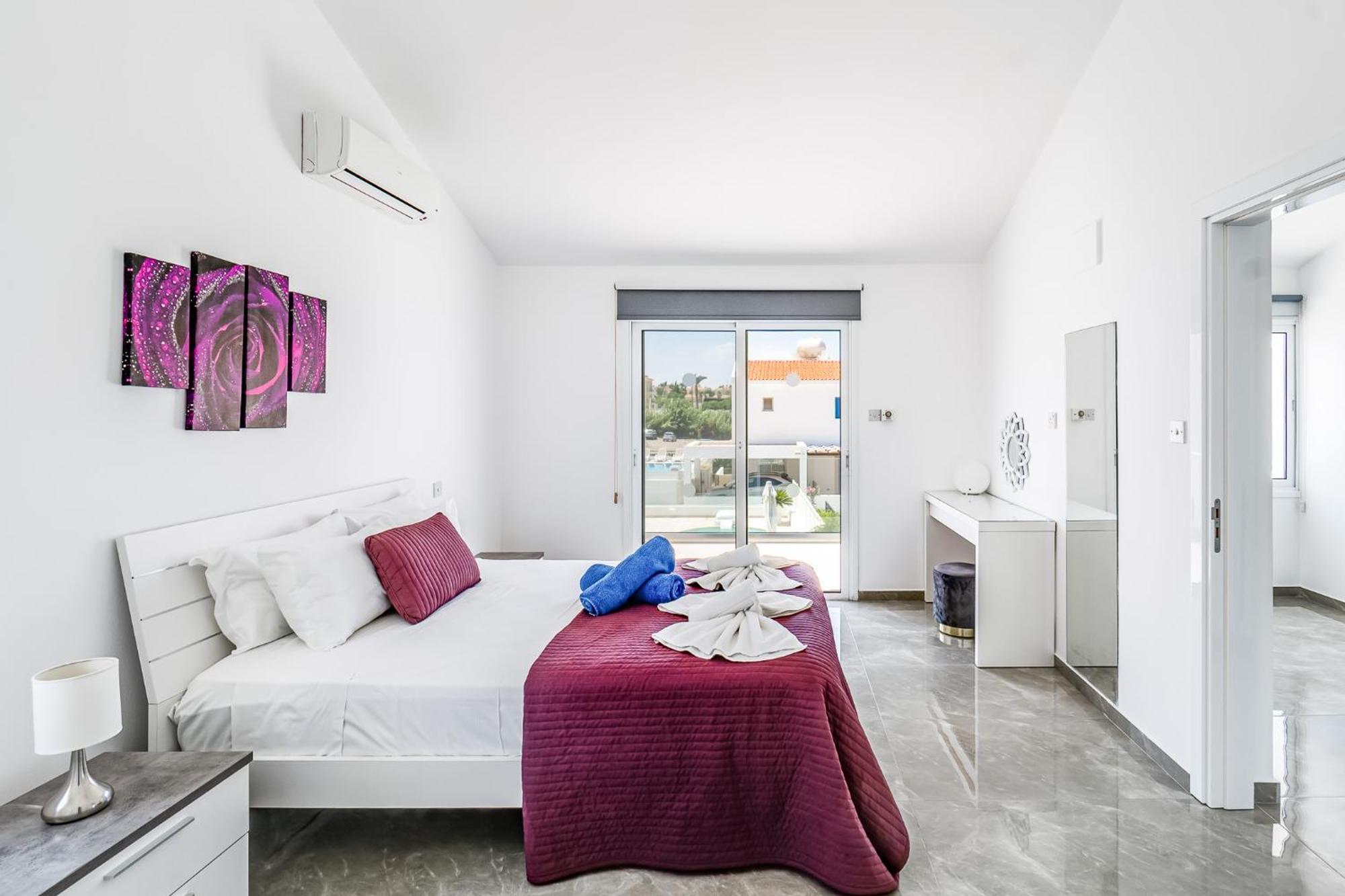 Beach Front Aqua Marina By Ezoria Villas Paralímni Eksteriør bilde